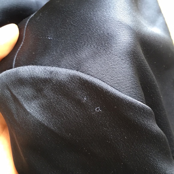 Host Pick❤️NWT Elizabeth and James top - Picture 6 of 6